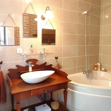 Vakantiehuis Maison Familiale Avec Jardin, Proche De Compiegne, Beauvais Et Chantilly, Ideale Pour 6 Pers. - Fr-1-526-44 *