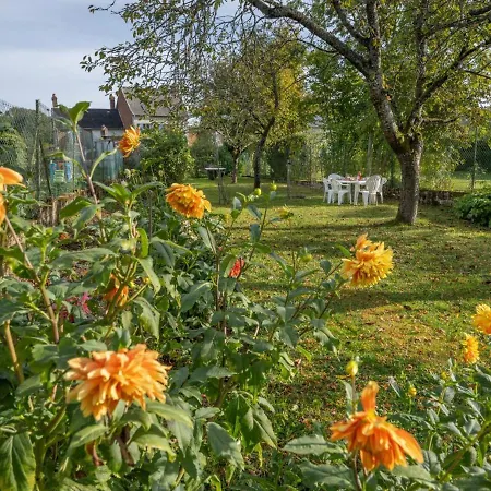 Maison Familiale Avec Jardin, Proche De Compiegne, Beauvais Et Chantilly, Ideale Pour 6 Pers. - Fr-1-526-44 Ravenel