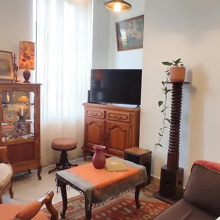 Maison Familiale Avec Jardin, Proche De Compiegne, Beauvais Et Chantilly, Ideale Pour 6 Pers. - Fr-1-526-44 Ravenel
